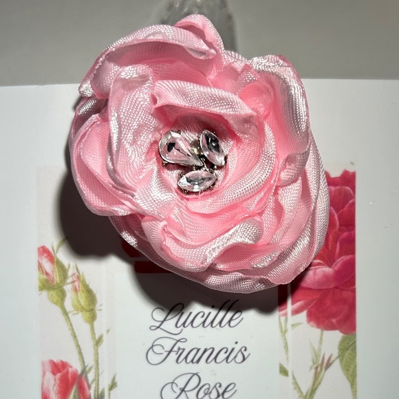 Lucille Francis Rose Handmade Hair Flower on Alligator Clip - Picture 2 of 7